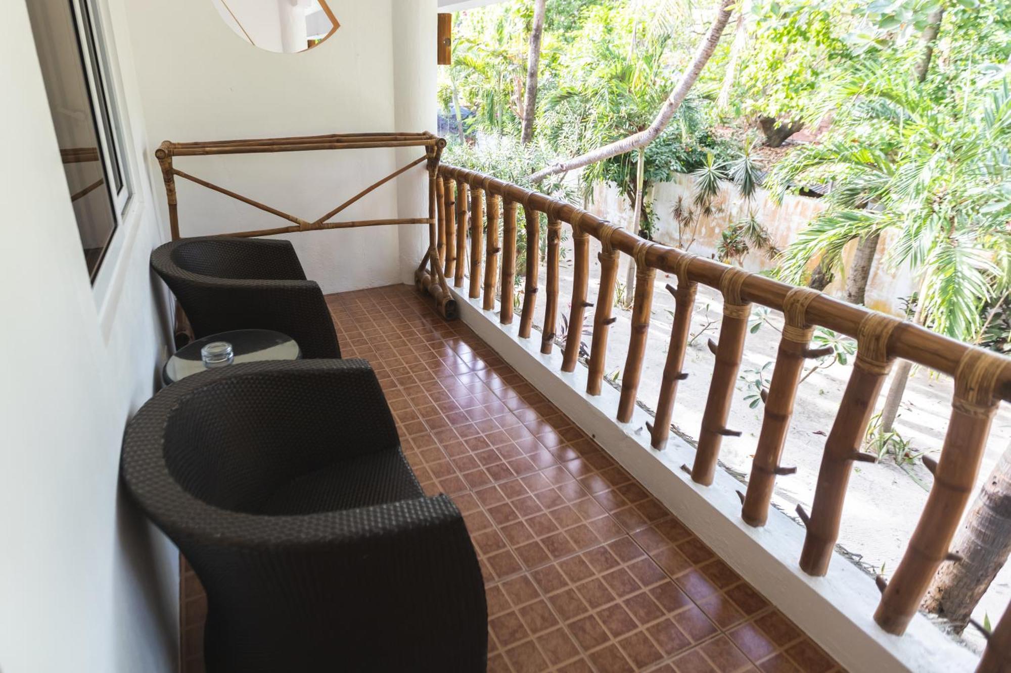 Evolution Dive And Beach Resort Logon Εξωτερικό φωτογραφία