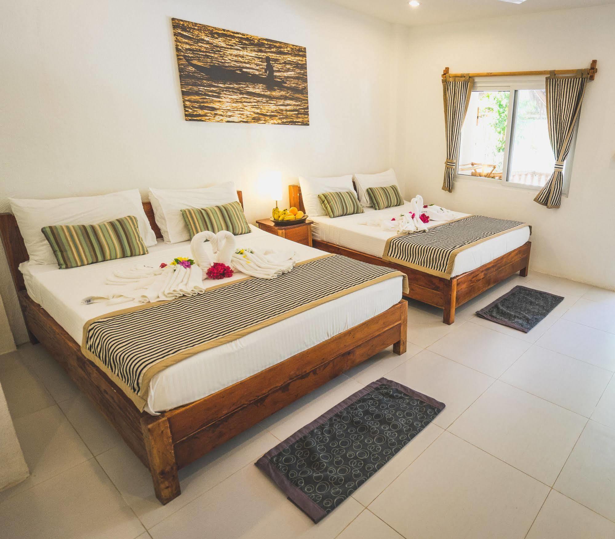 Evolution Dive And Beach Resort Logon Εξωτερικό φωτογραφία